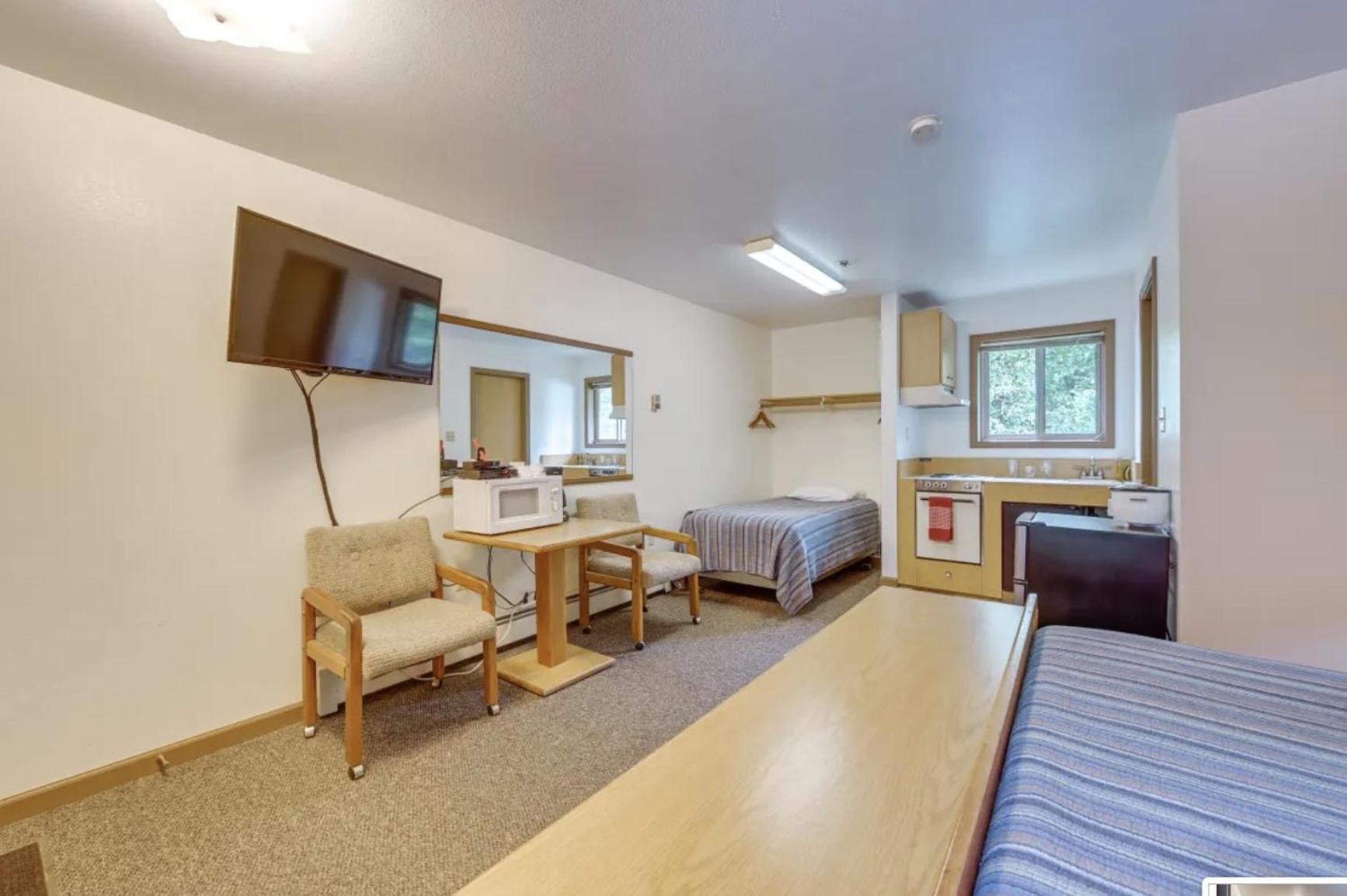 Alpine Inn Motel Cooper Landing Dış mekan fotoğraf